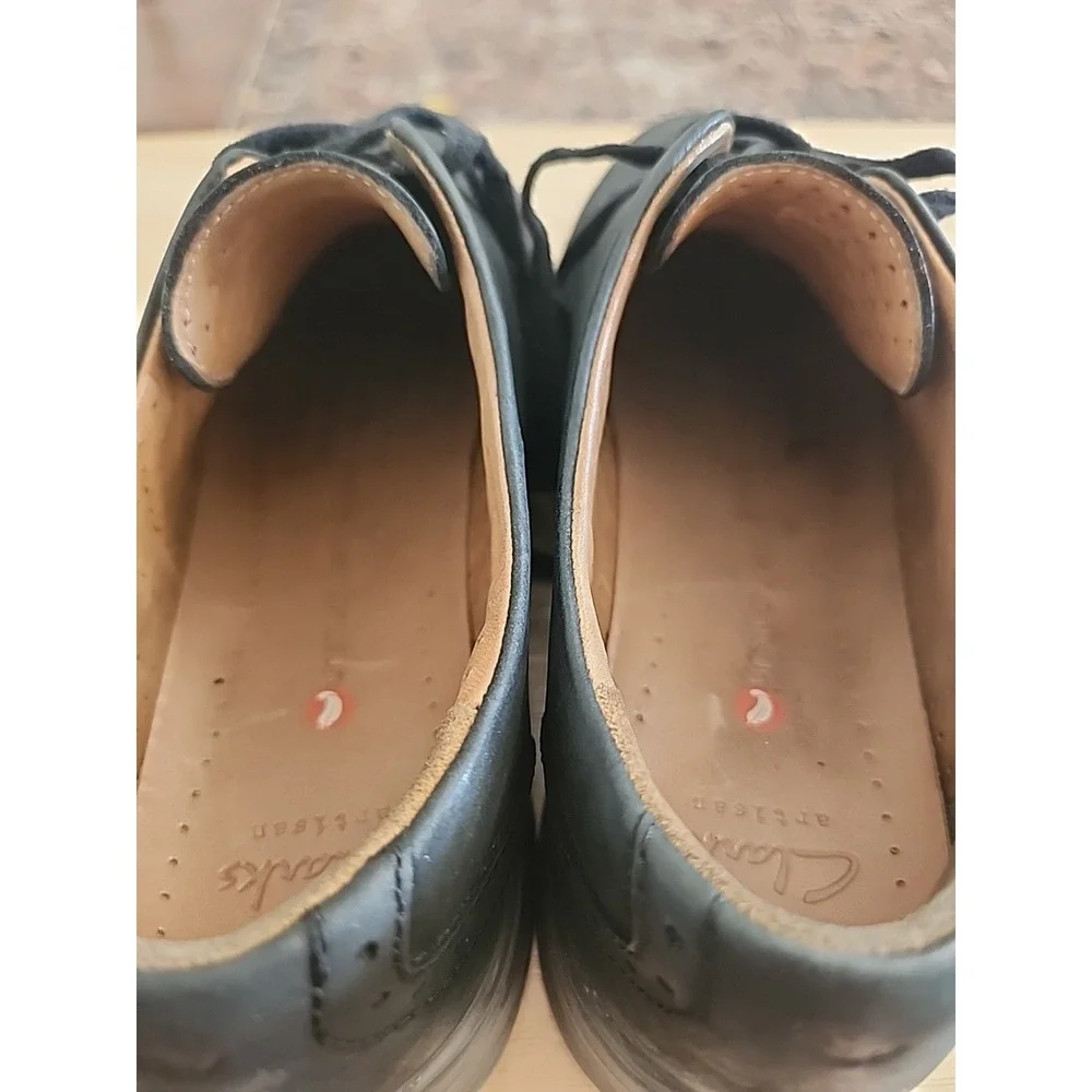 Women CLARKS Unstructured Un Hinton Nubuck Velvety Soft Walking Eurolook  8.5 M‎
